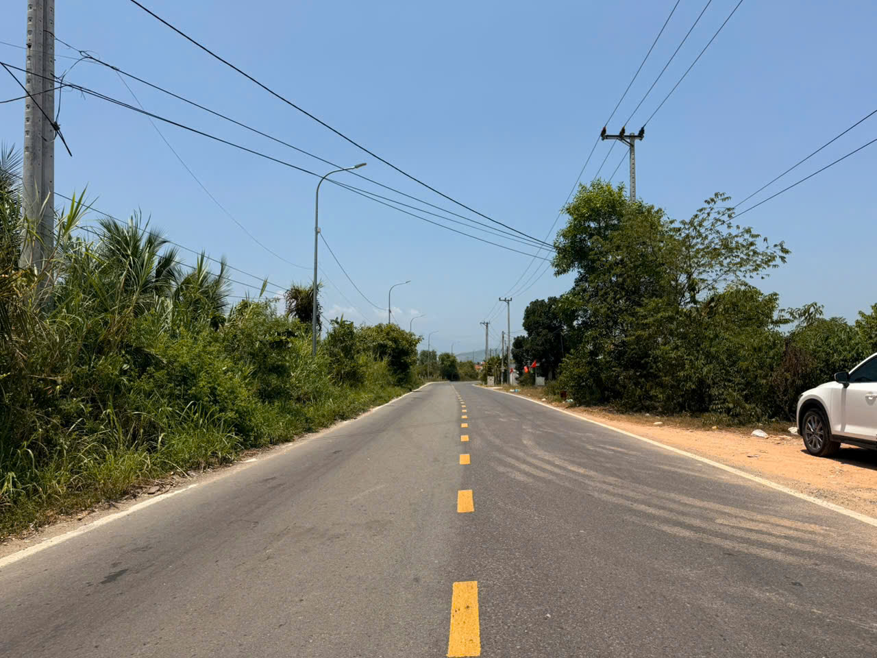 Bán Đất Mặt Tiền Hương Lộ 39 Suối Hiệp 178m2 đường Quy Hoạch 42m, Giá Chỉ 1.2 Tỷ